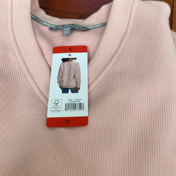 Marc New York Women’s V-Neck long sleeve sweater - Picture 4 of 4